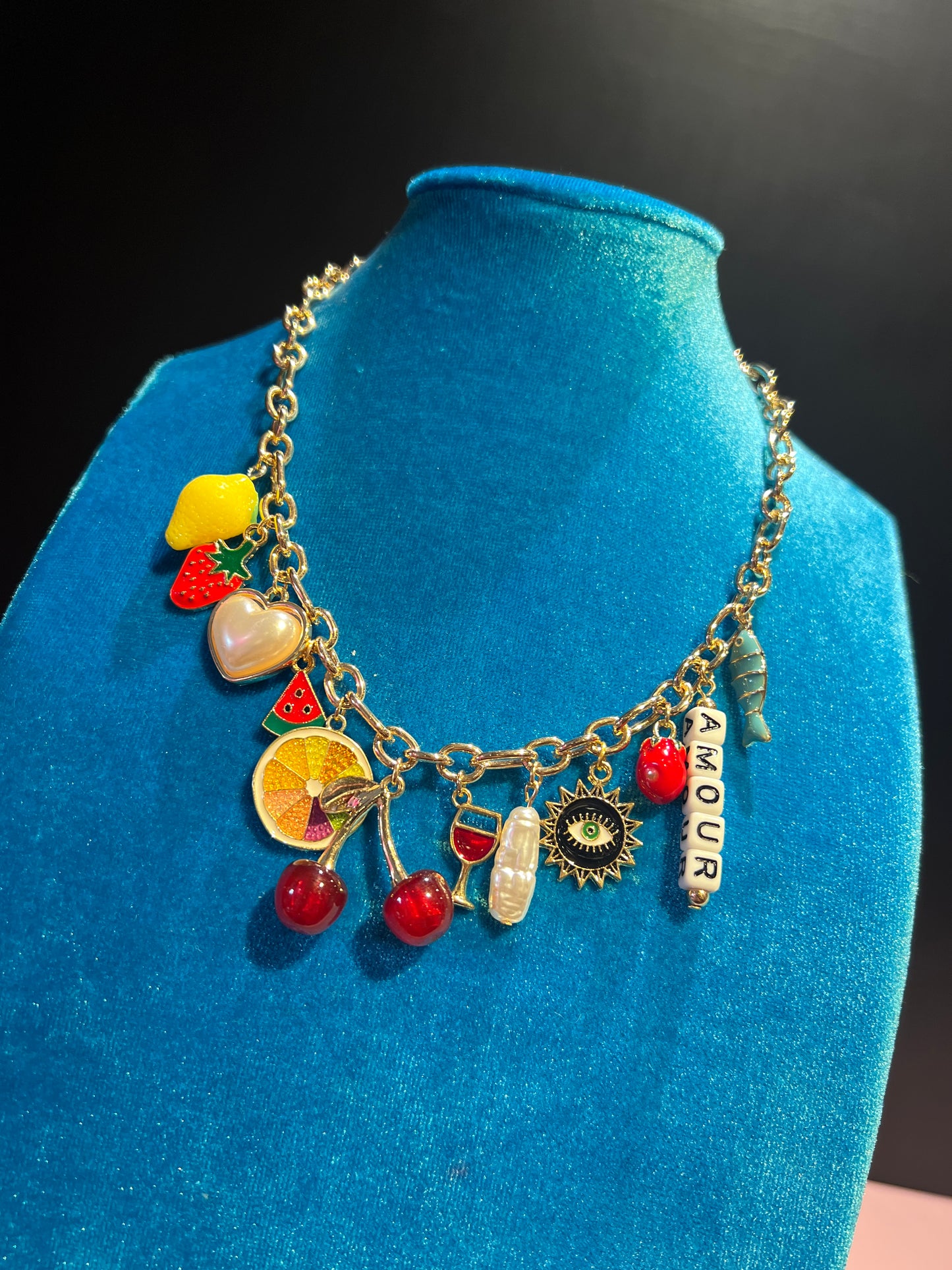 Collana girocollo con charms frutta scritta amour