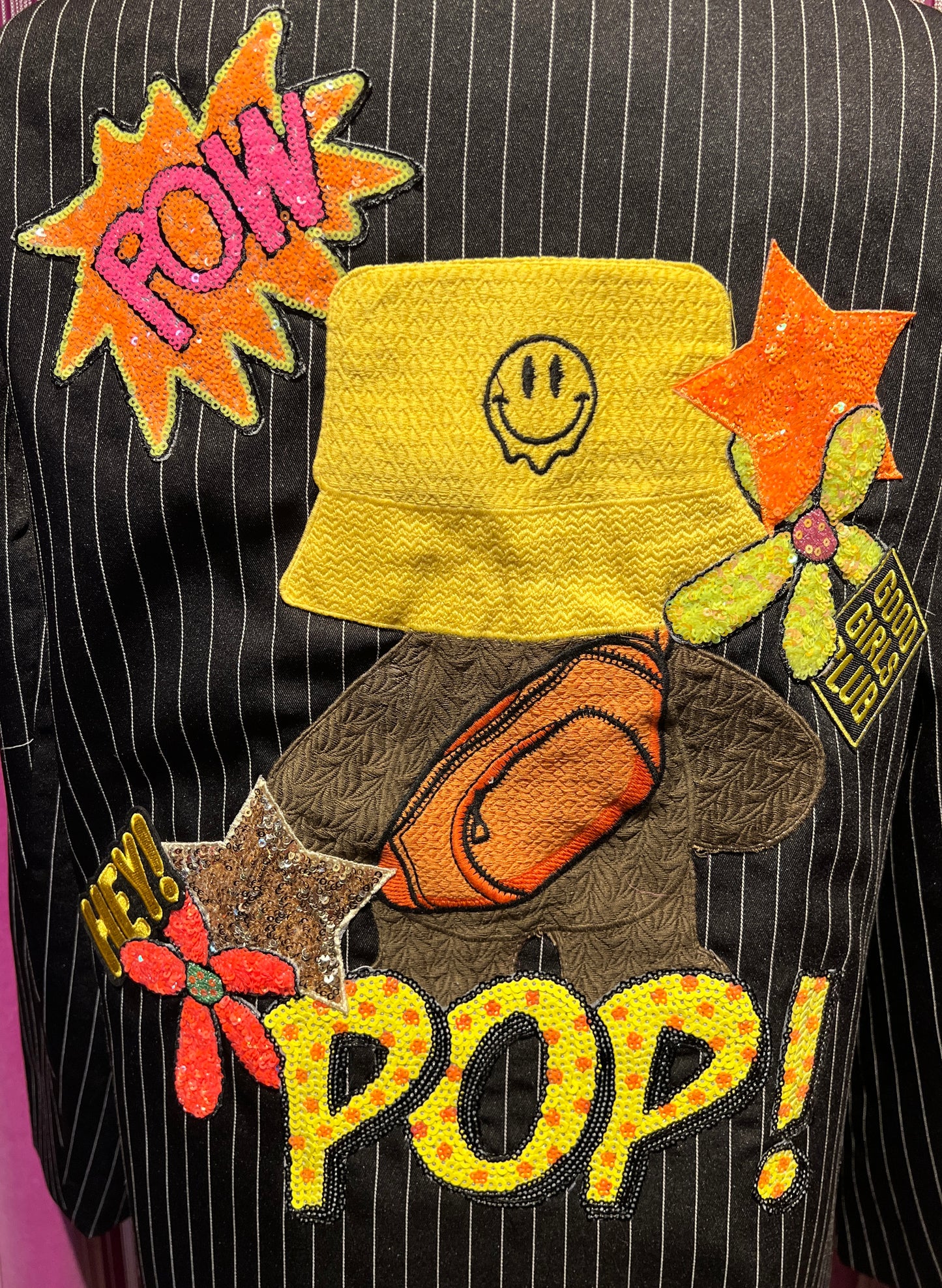 Pds giacca gessata nera e bianca applicazione posteriore good girls club pop!