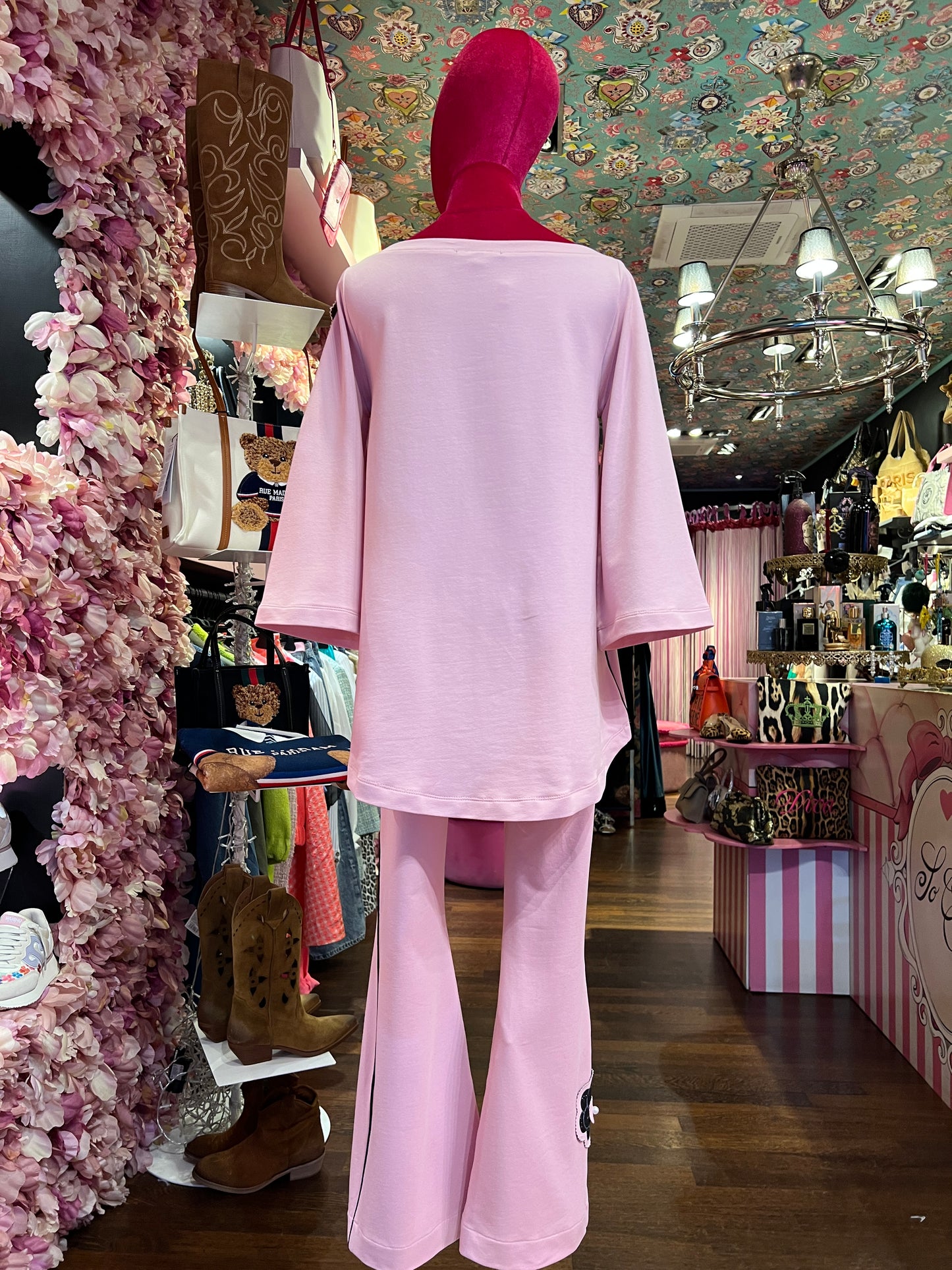Clo’h tuta completa felpa e pantalone a zampetta con camelia glitter rosa e nera