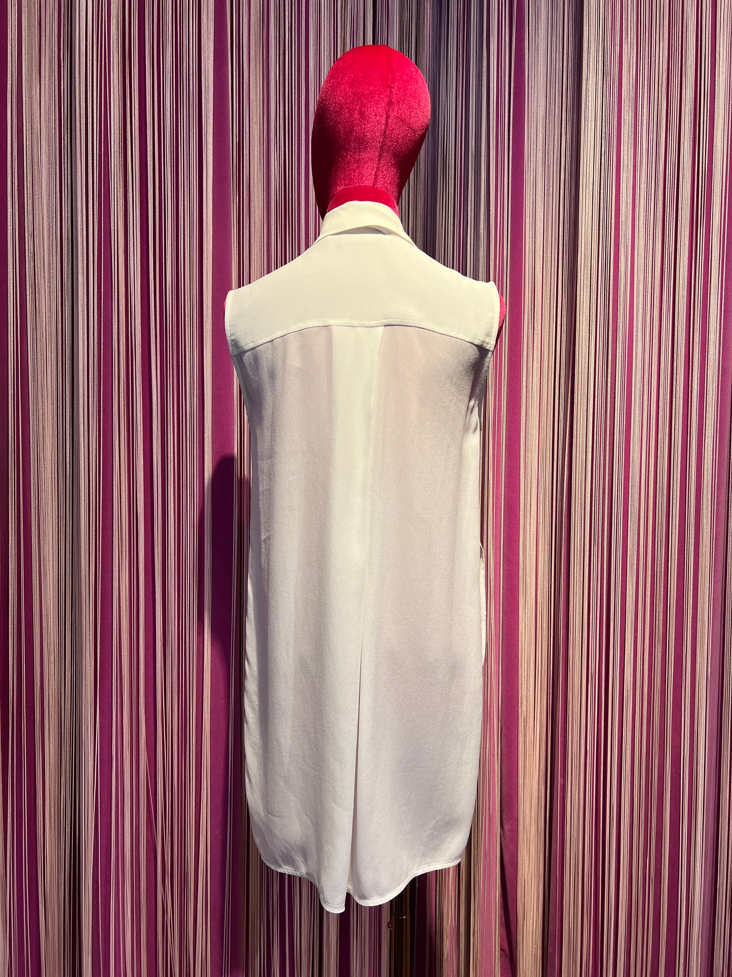 Nenette occasione imperdibile blusa senza maniche con fiocco