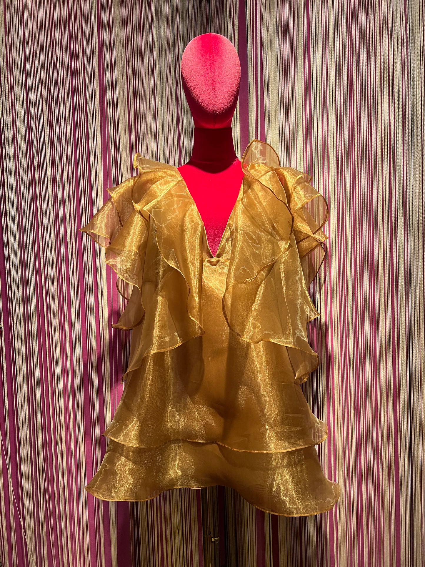 Silence Limited sconto-50% abito organza con volant