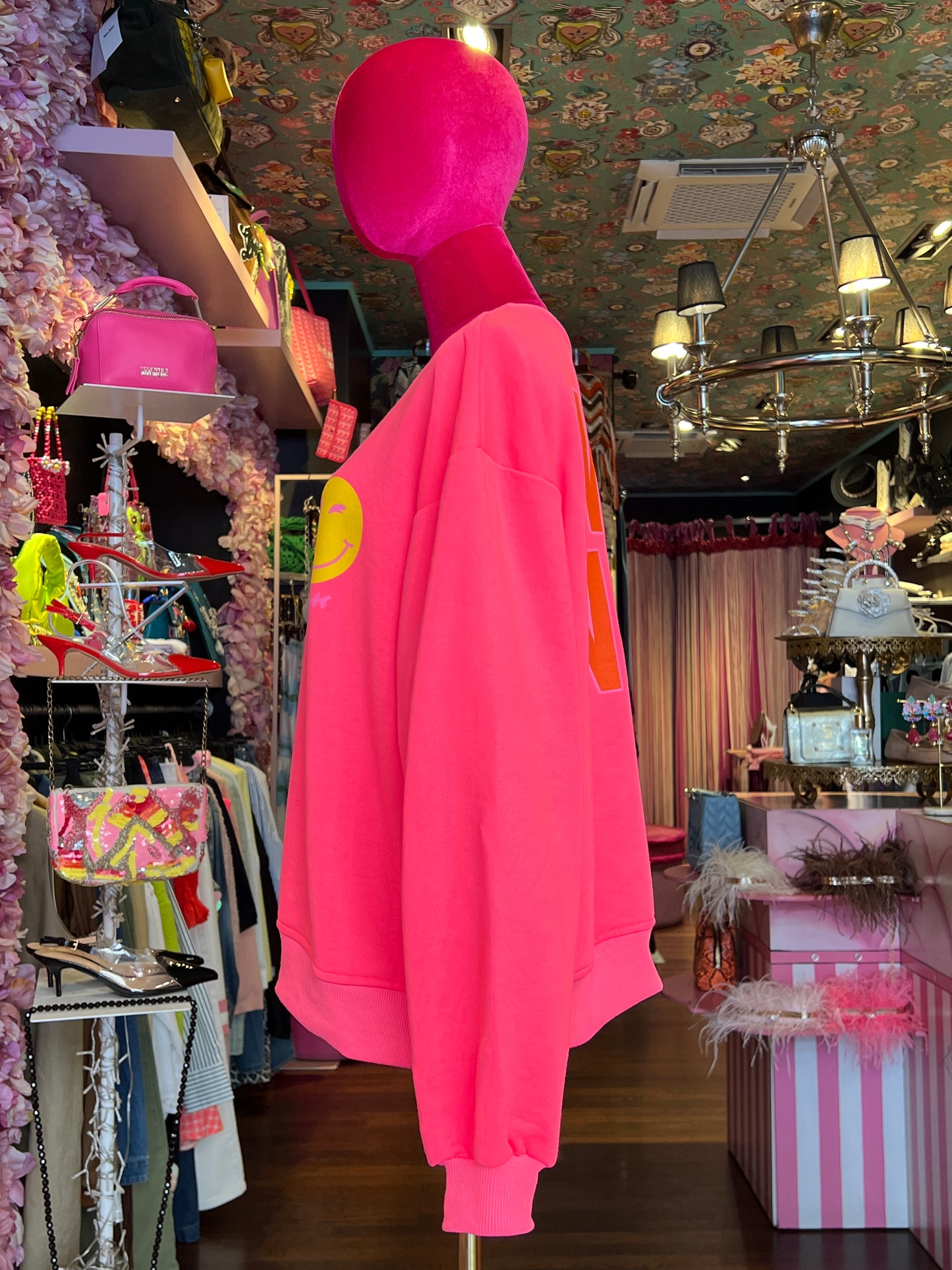 Mon amour Paris -20% di sconto felpa fucsia smile giallo “ whay not?”