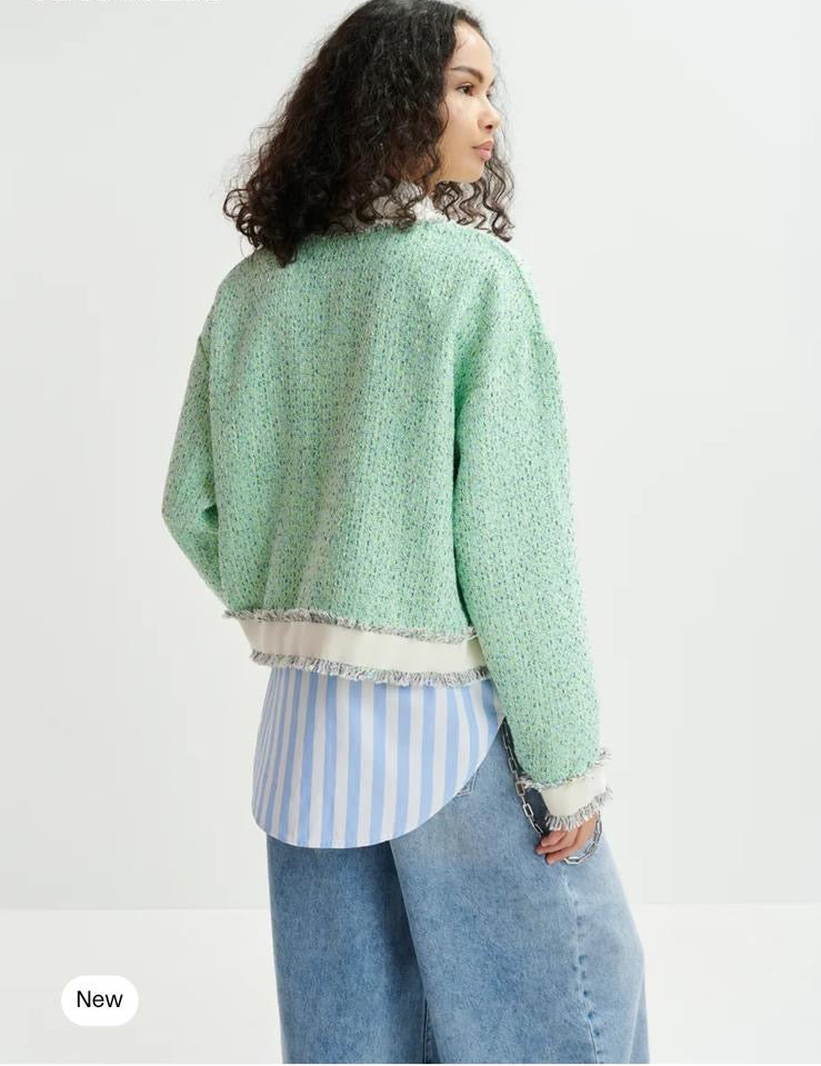 Essentiel antwerp giacca corta con frange verde e panna