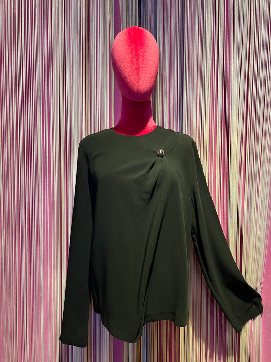 Semicouture blusa in cadi nera con drappeggio asimmetrico e bottone argento