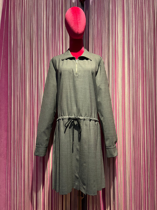 Semicouture abito grigio medio con colletto coulisse in vita gonna a pieghe