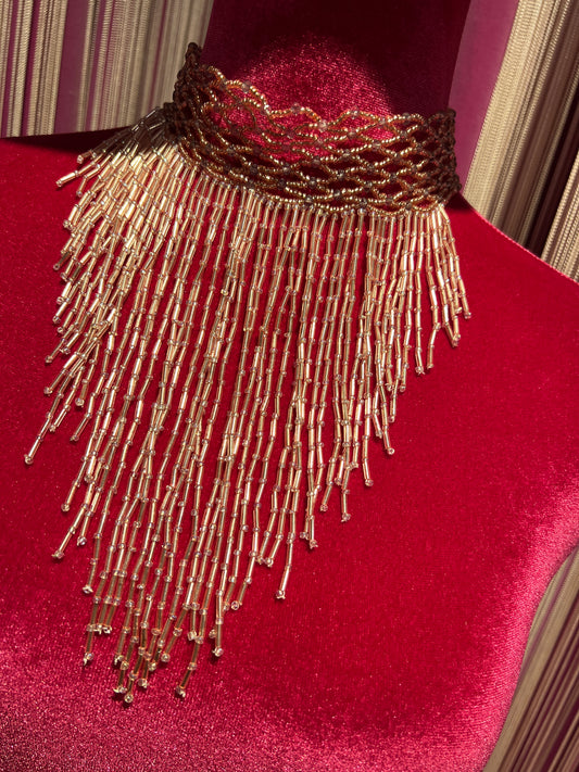 Choker con frange perline rosa e grigio