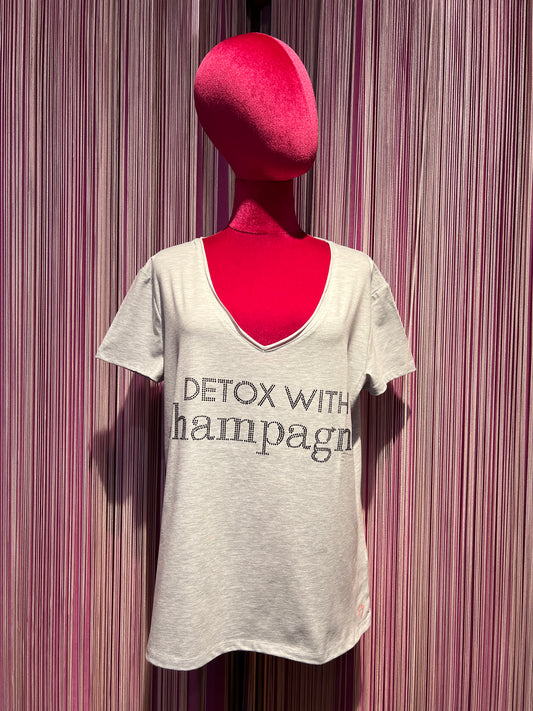 Miss goodlife t shirt grigio chiaro con scritta cristalli neri “Detox with champagne “
