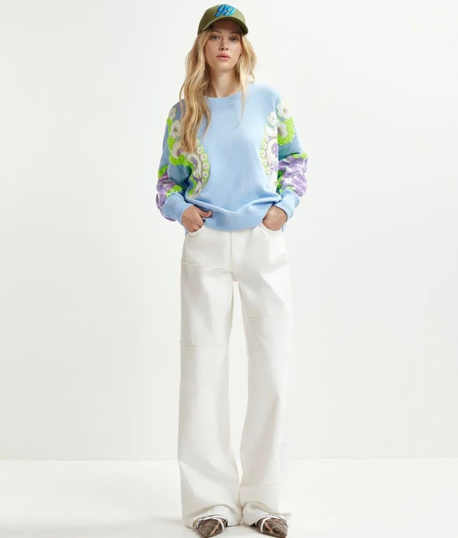 Essentiel antwerp felpa celeste con applicazioni paillettes