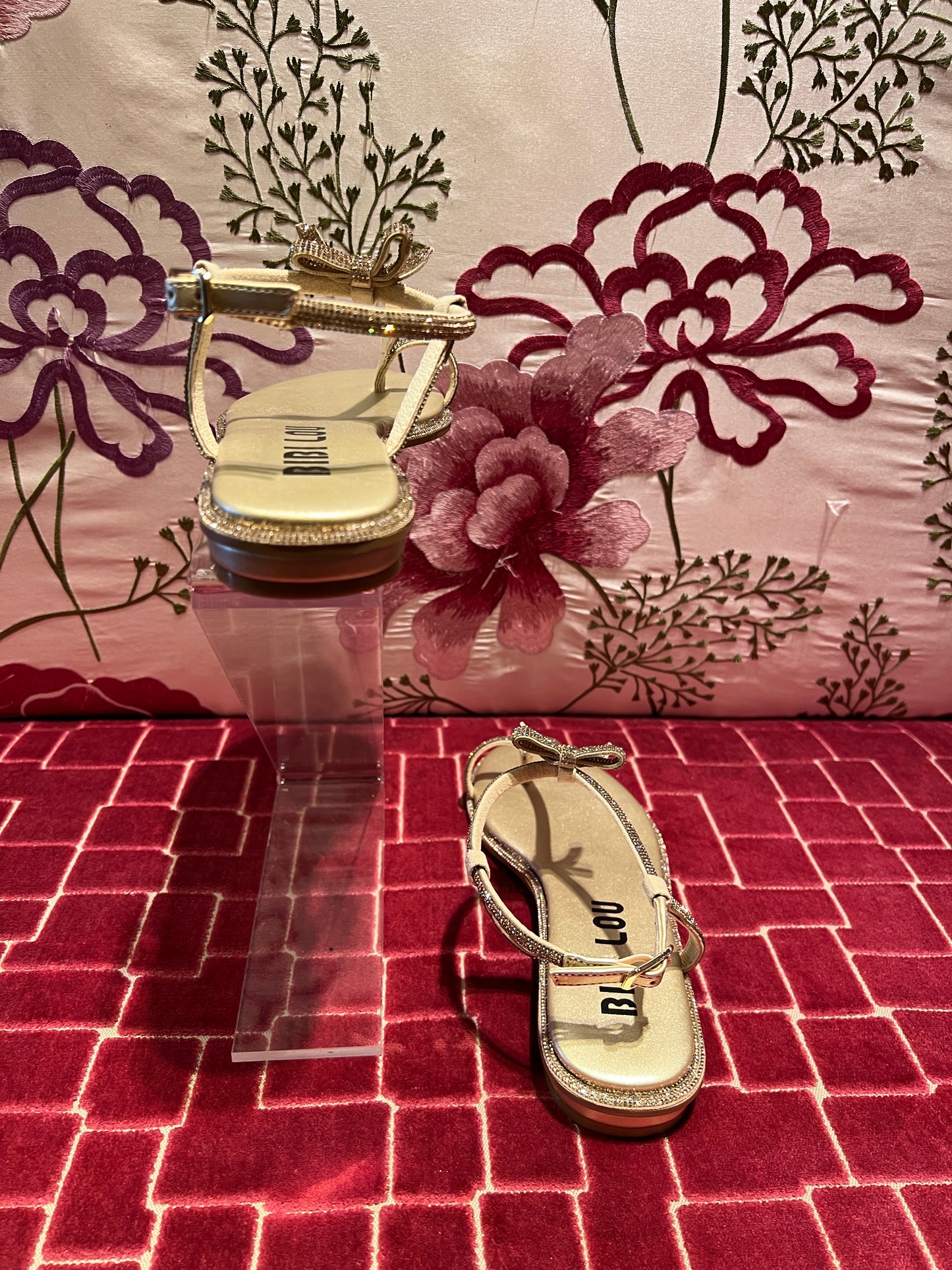 Bibi Lou sandalo infradito glitter oro con fiocchetto
