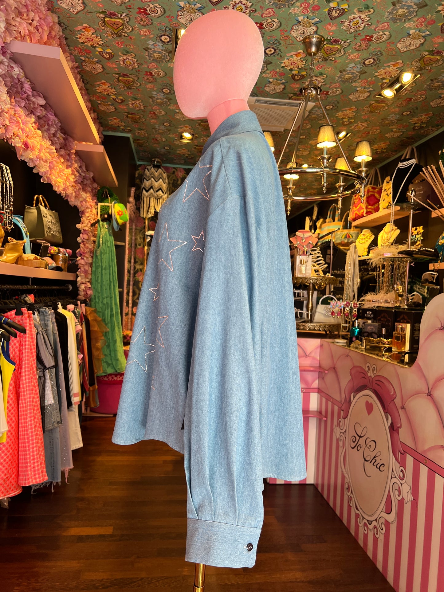 Rossano Perini camicia oversize chambray con decorazioni stelle in cristalli