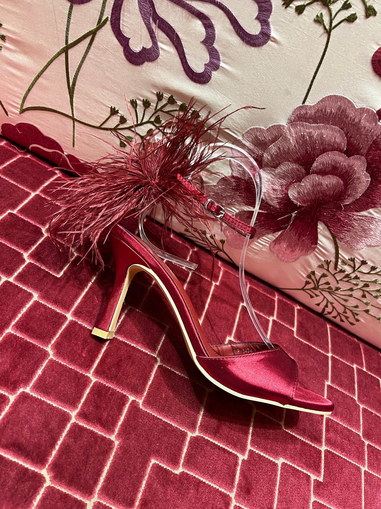 Stephan Paris sandalo rosso con marabou