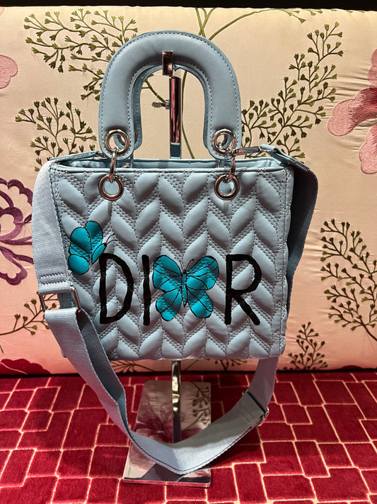 Borsa due manici ecopelle celeste con scritta dipinta a mano Dior tracolla