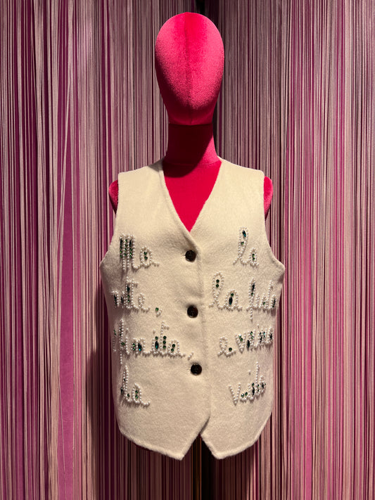 Front street gilet panno panna con scritta perline e cristalli “ Ma la notte la festa è finita evviva la vita”