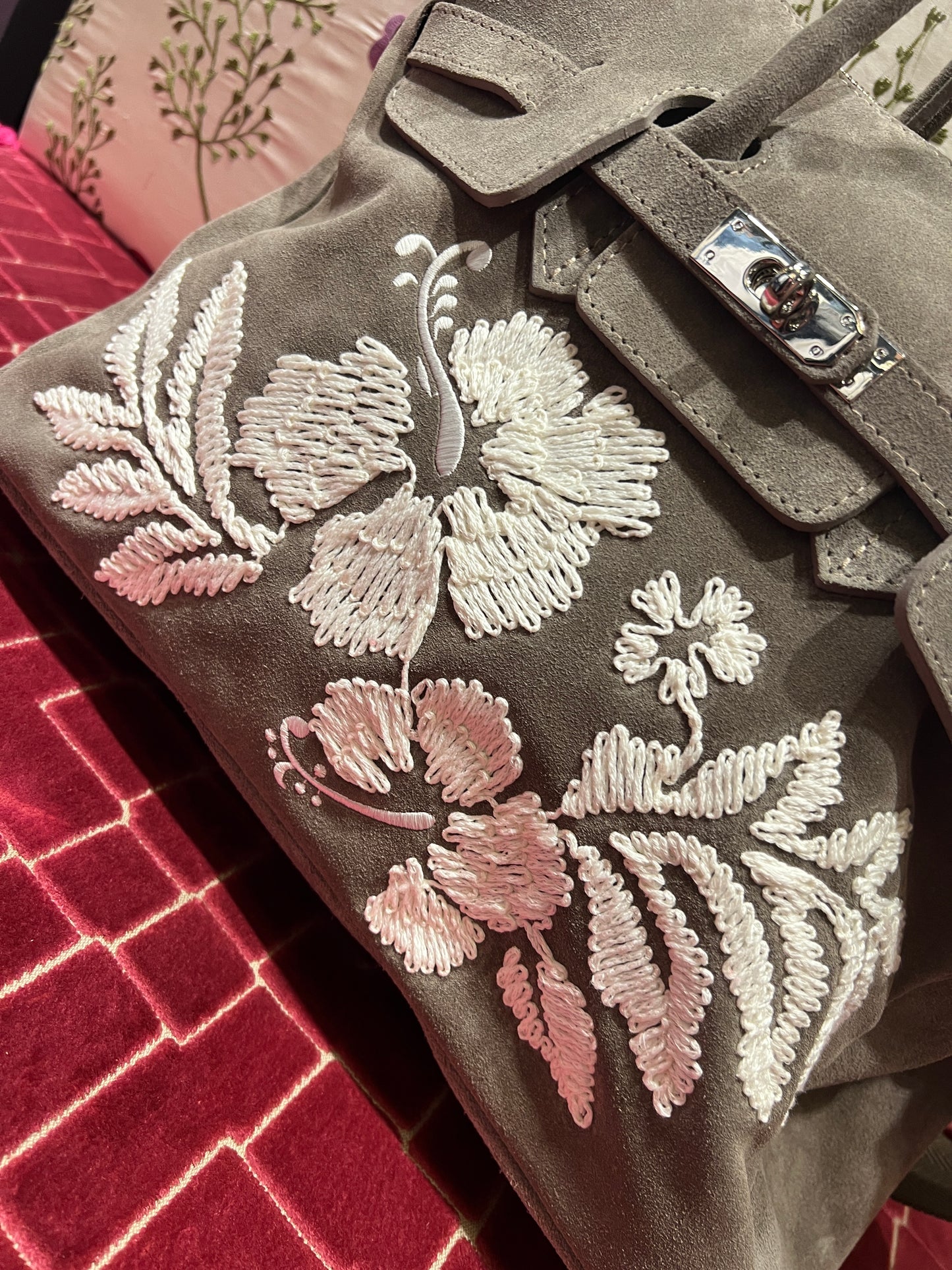 Mia bag borsa due manici con tracolla in camoscio ricamo fiori