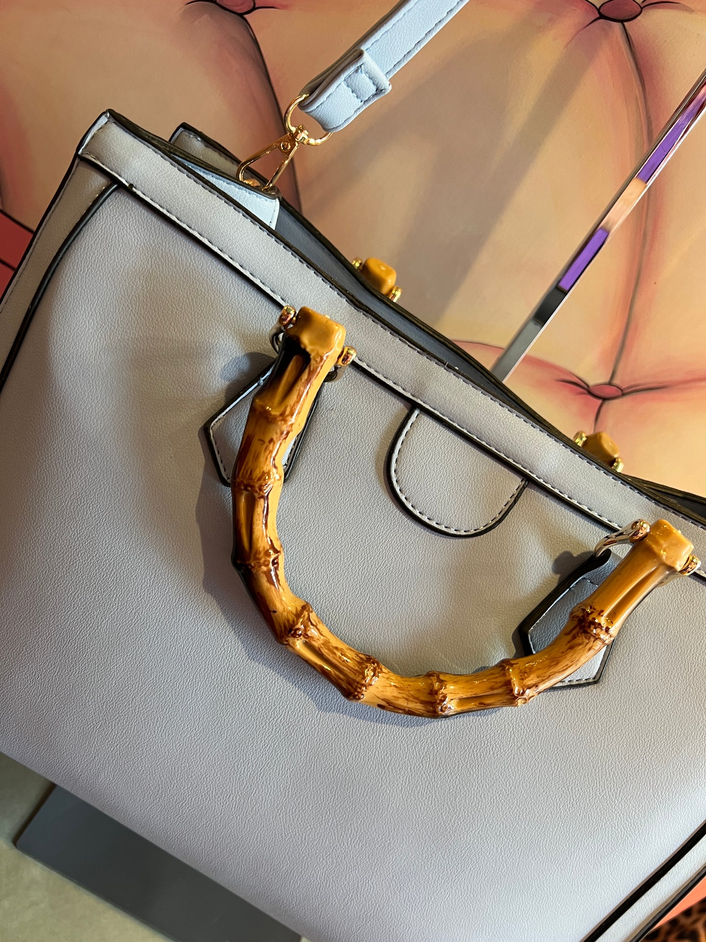 Borsa ecopelle celeste manici bambù con tracolla