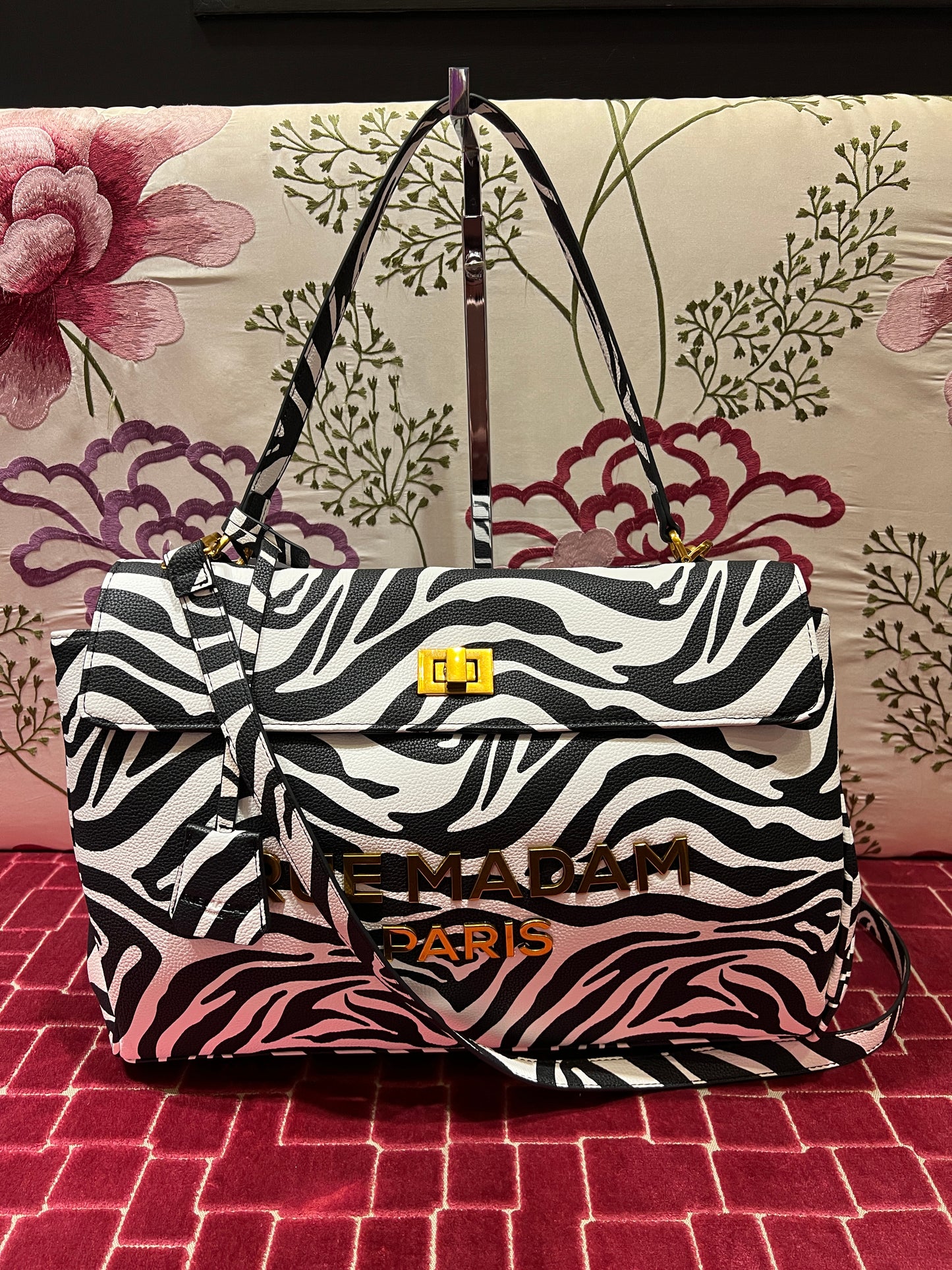 Rue Madam Paris borsa ecopelle stampa zebra con tracolla “Les jour xl “