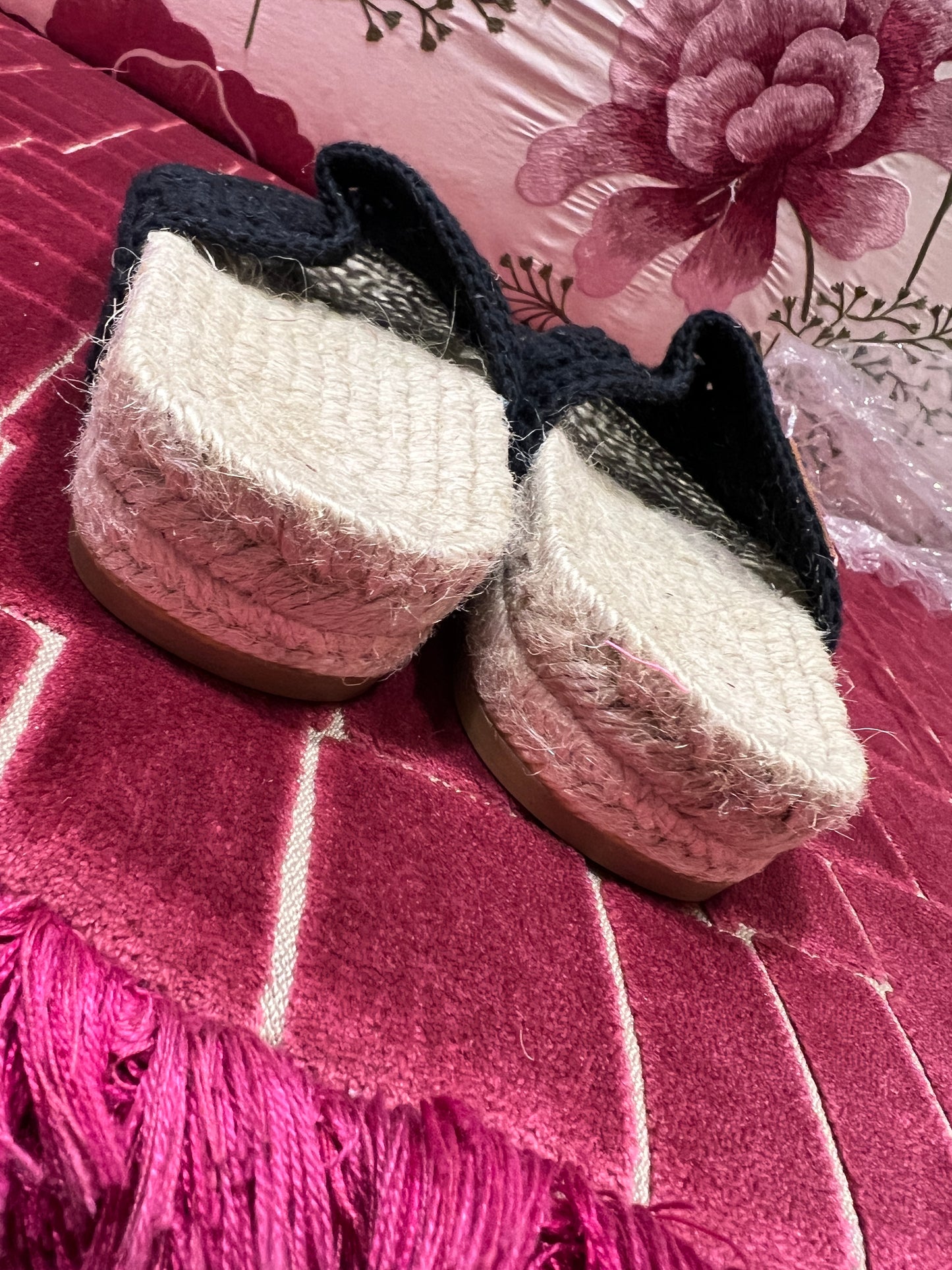 Huella espadrillas crochet nere aperte dietro