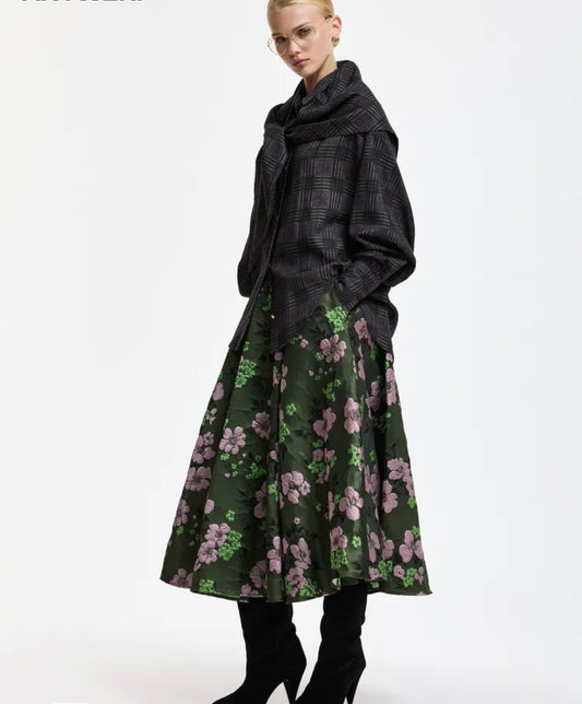 Essentiel antwerp gonna midi a ruota in jacquard floreale color cachi rosa e verde chiaro