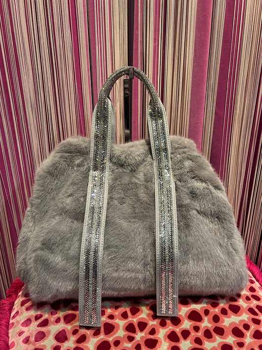 Borsa ecopelliccia grigio perla due manici con Swarovski e pochette