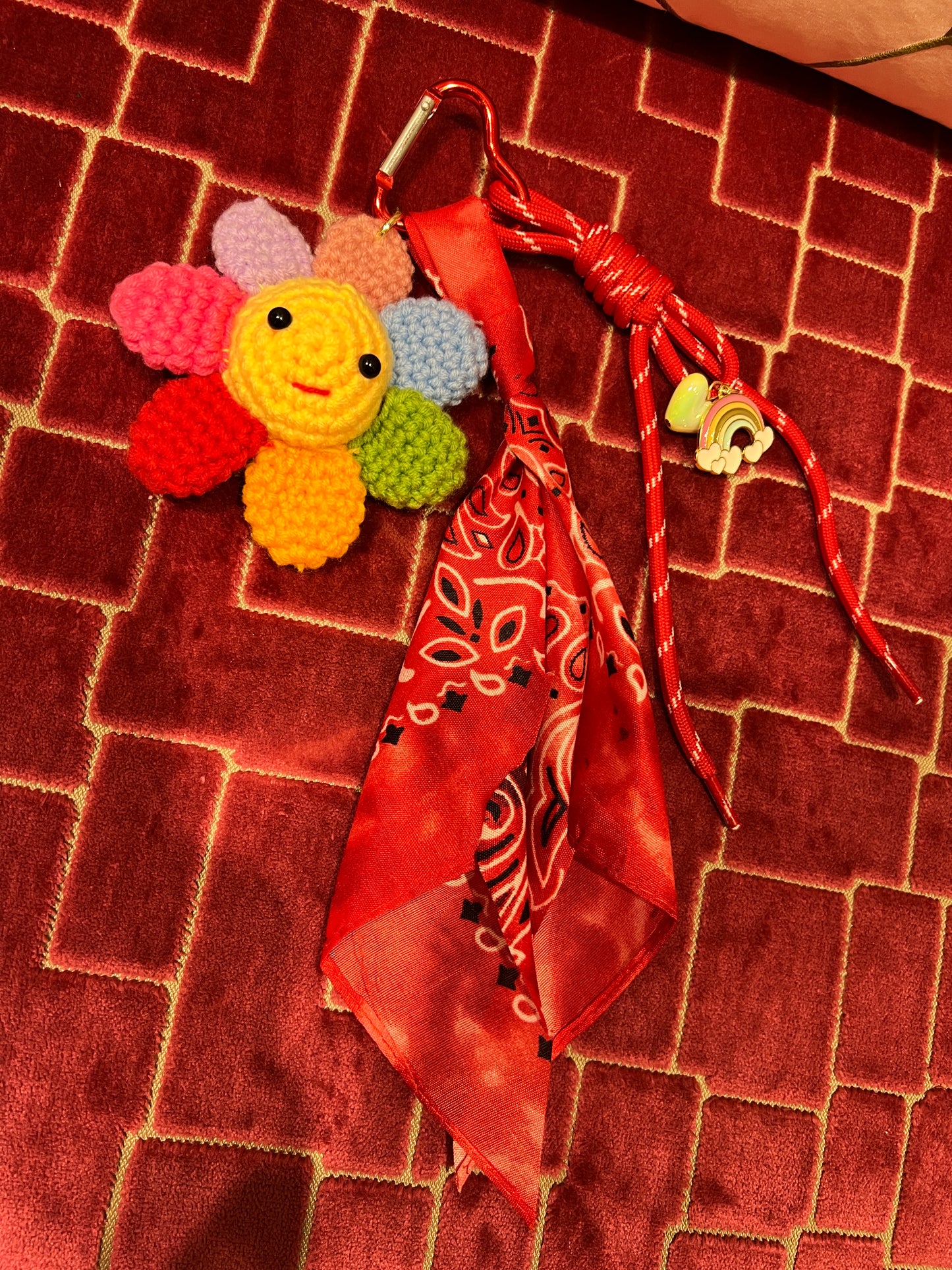 Charms margherita multicolore tricot bandana rossa