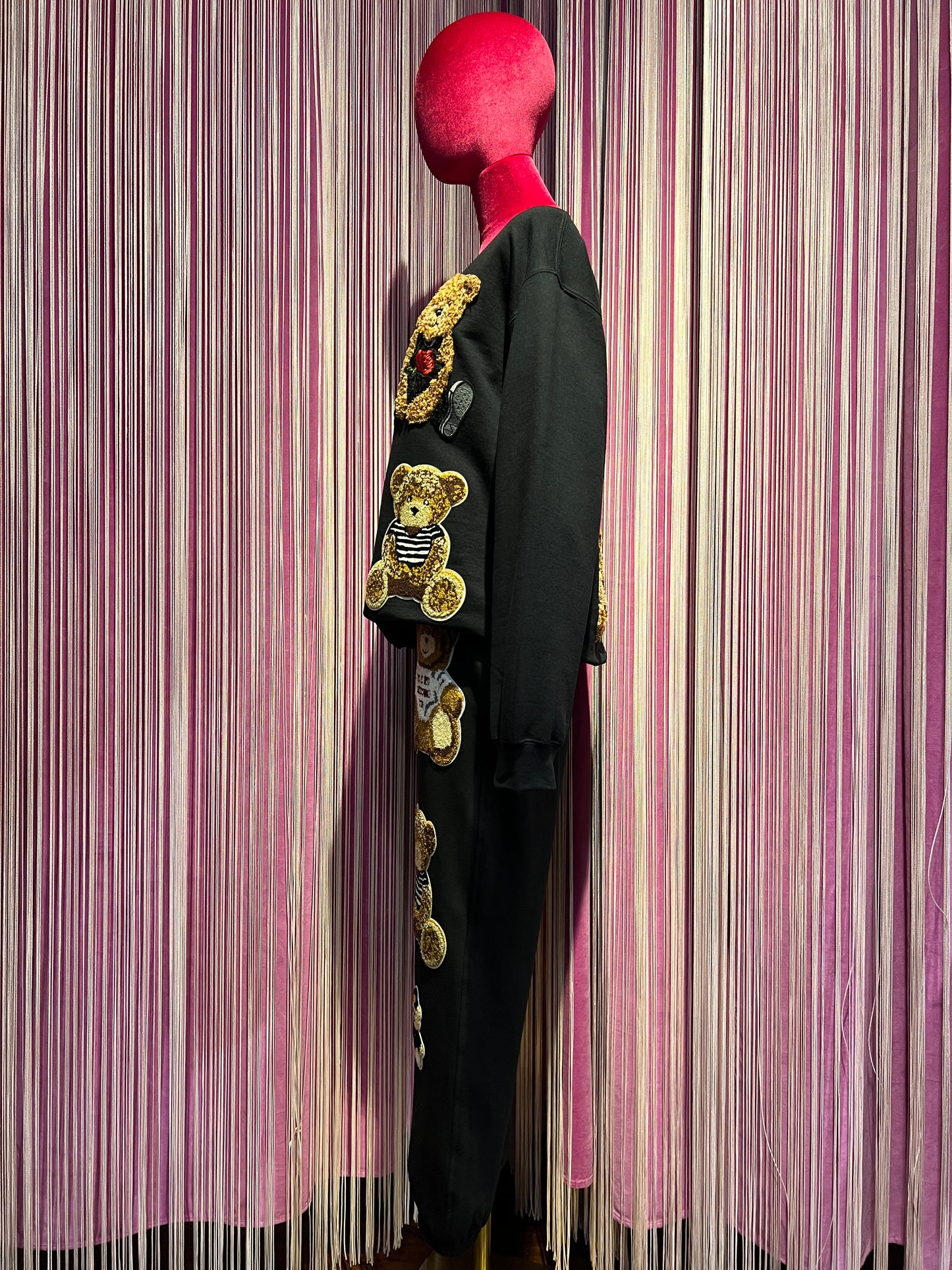 Caban Romantic luxury coat completo felpa e pantalone con applicazioni patch orsi