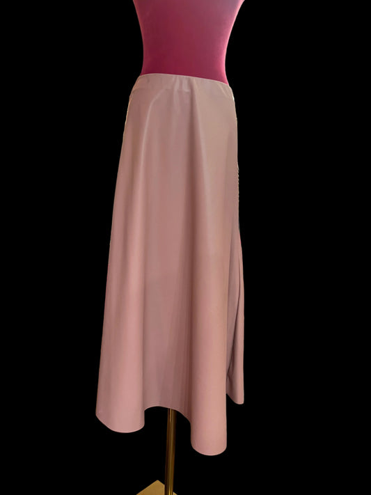 The room gonna in ecopelle rosa