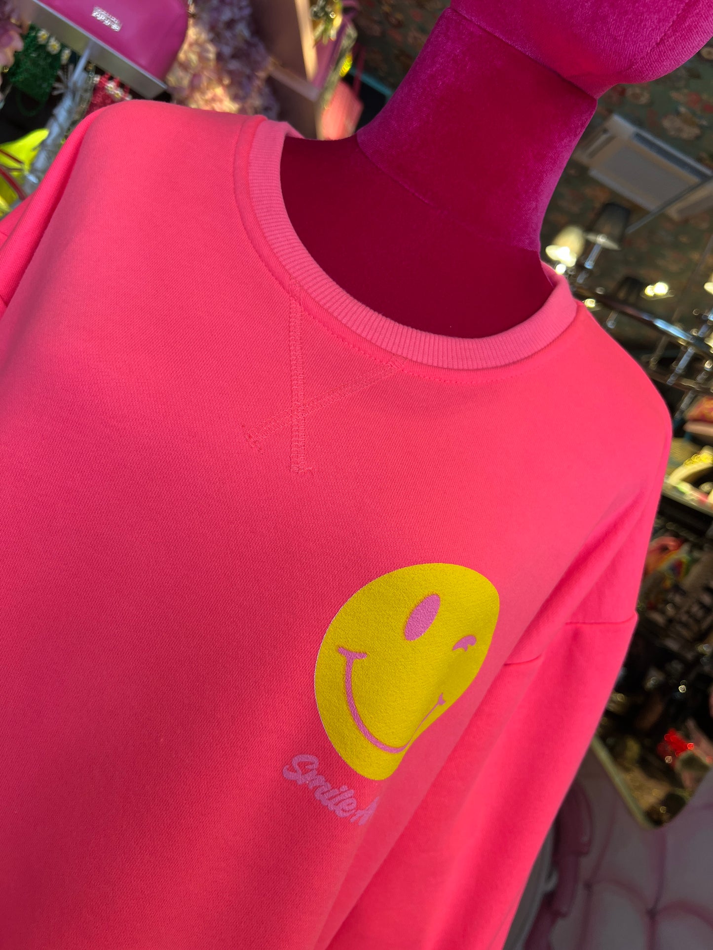 Mon amour Paris -20% di sconto felpa fucsia smile giallo “ whay not?”