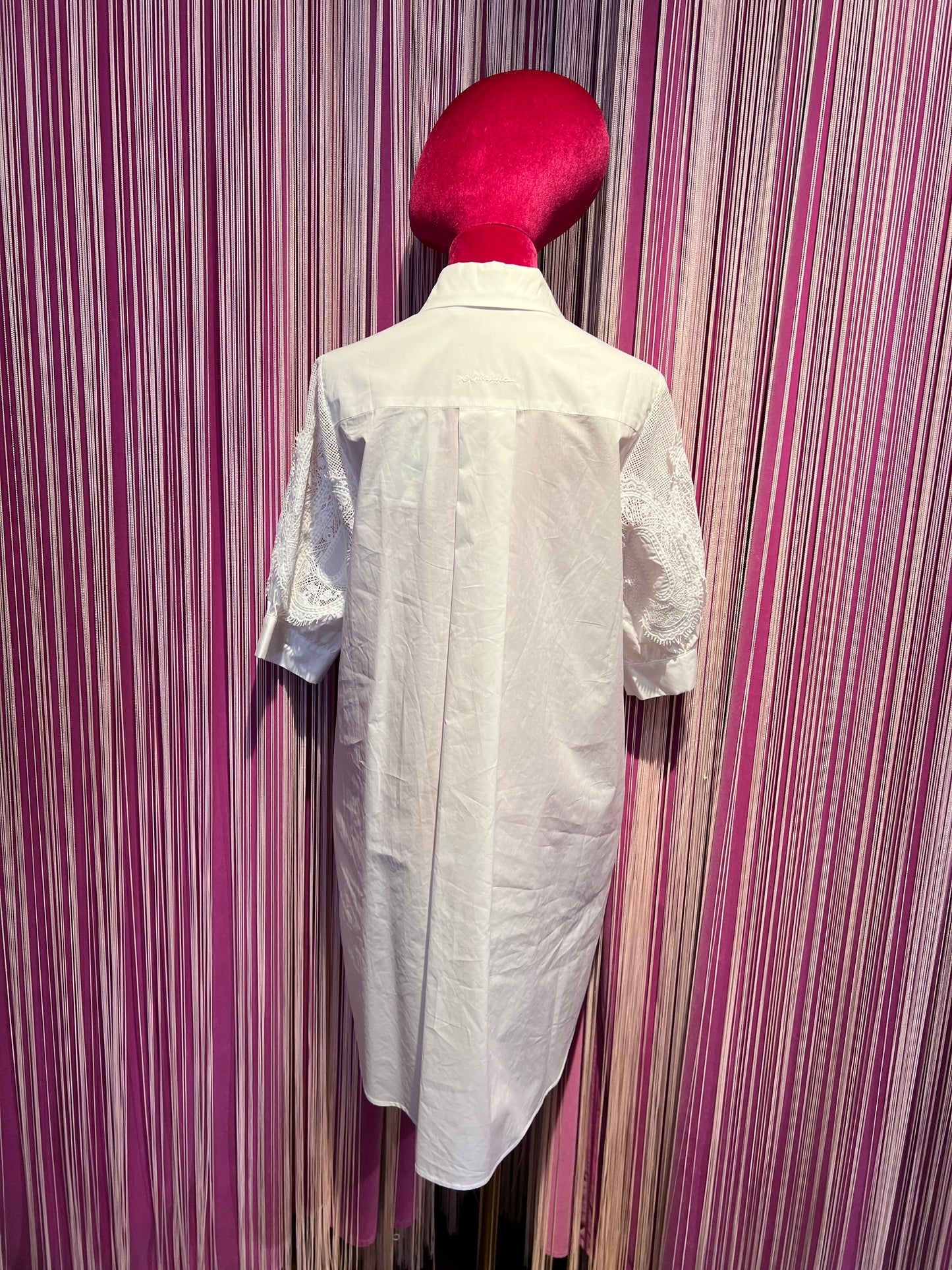 Ermanno Scervino abito abbottonato davanti bianco con manica pizzo