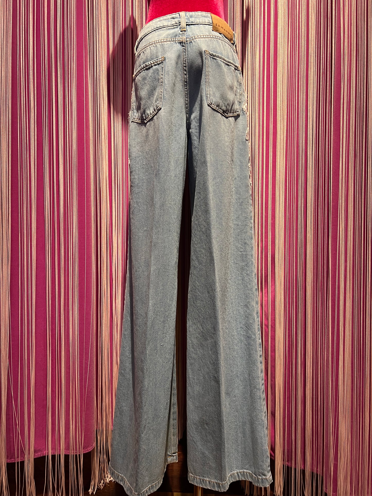 Ermanno Scervino jeans gamba ampia con applicazioni pizzo
