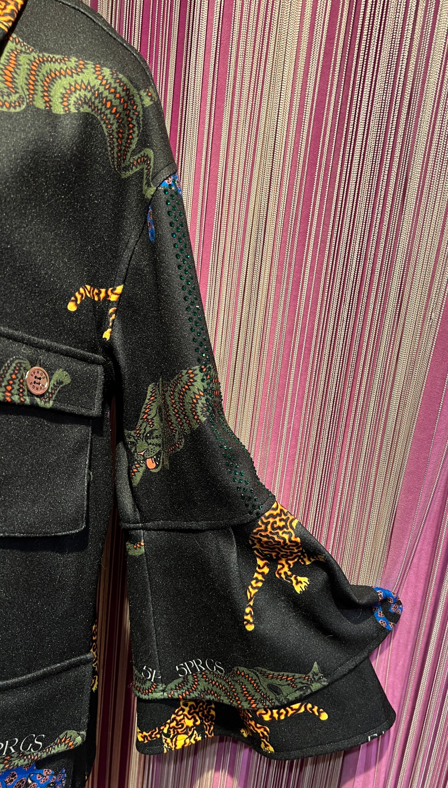 5 Progress giacca cappotto fantasia nera con pantere