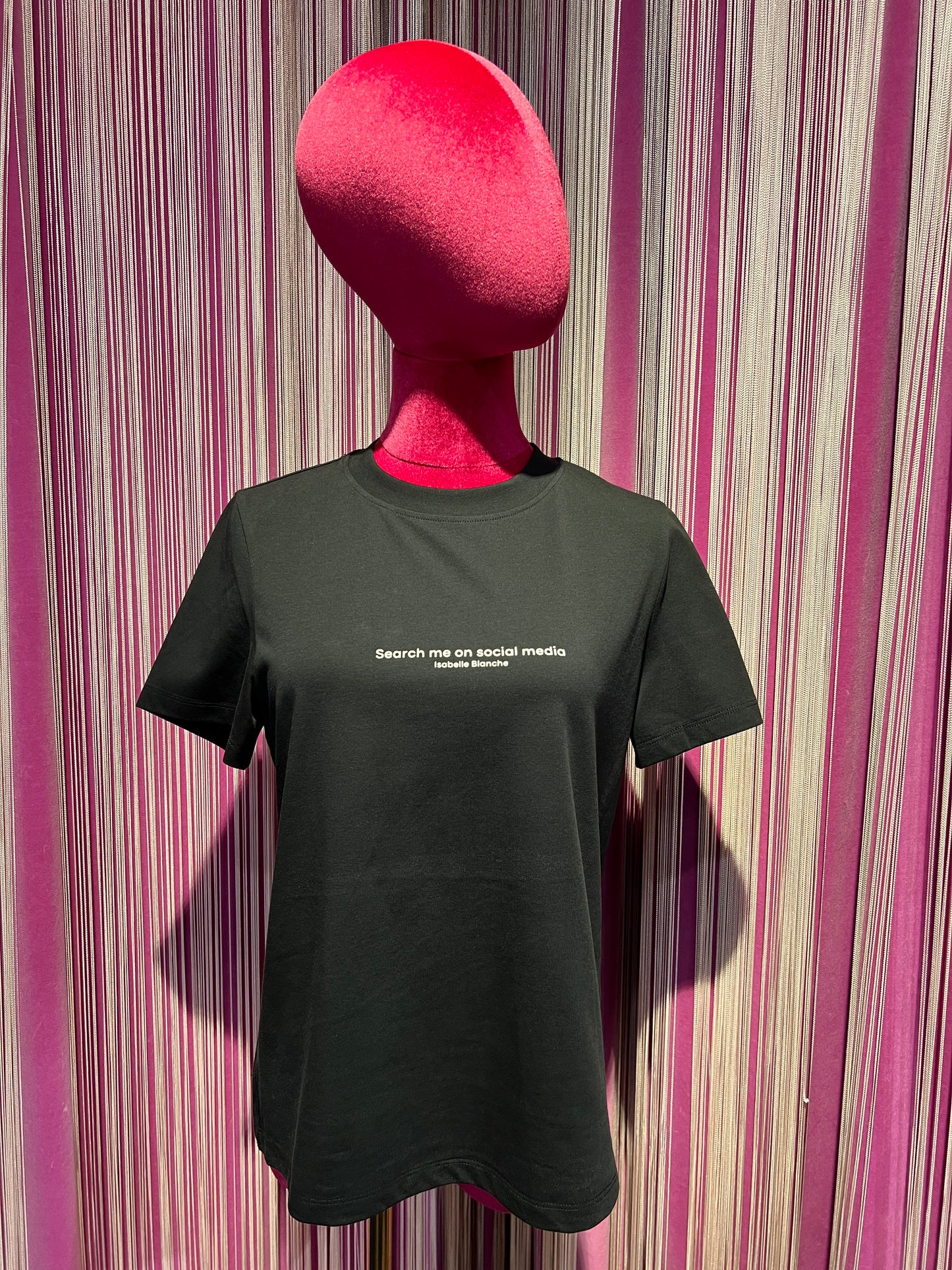 Isabelle Blanche Paris -50% di sconto t shirt cotone con stampa davanti “Search me on social media”