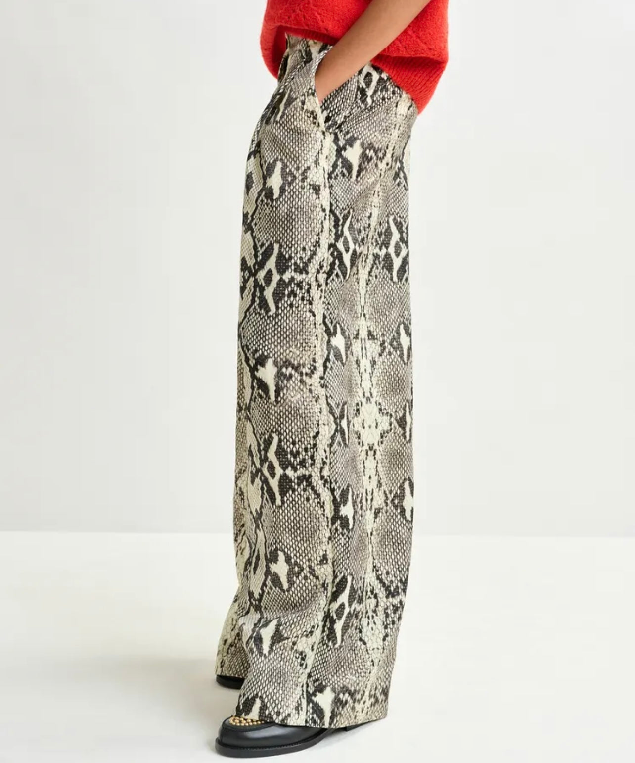 Essentiel antwerp pantalone gamba larga stampa serpente pinces in vita Izpacho