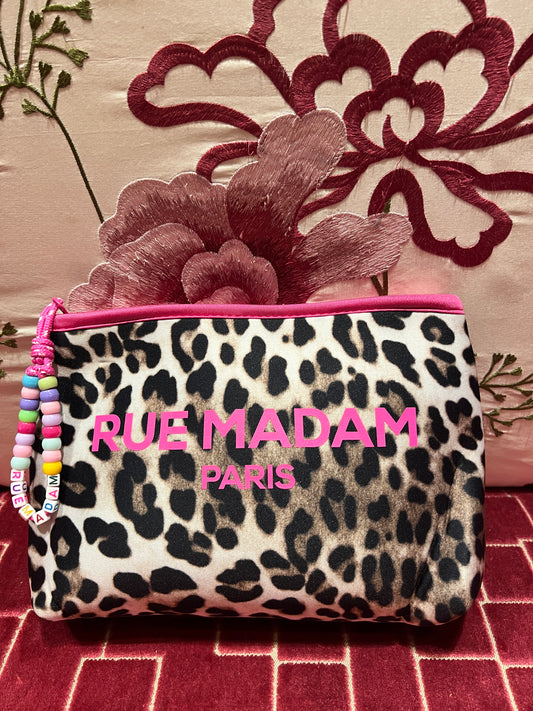 Rue Madam Paris clutch stampa leopardata scritta fucsia