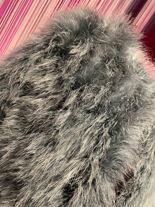 11 Love is glamour cappotto piume grigio chiaro maniche 3/4