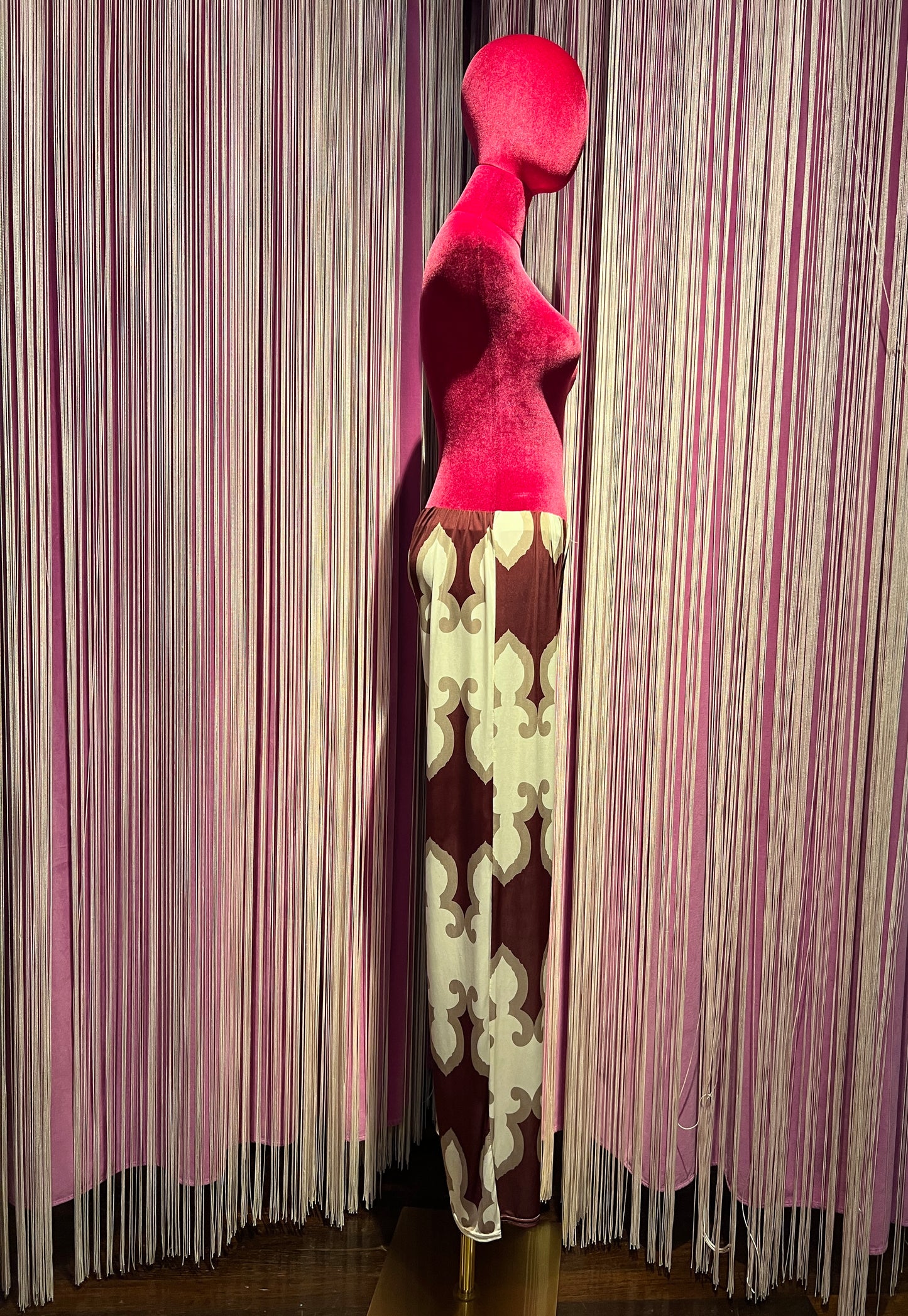 Mon amour Paris completo top e pantalone in viscosa fantasia burgundi avorio e beige