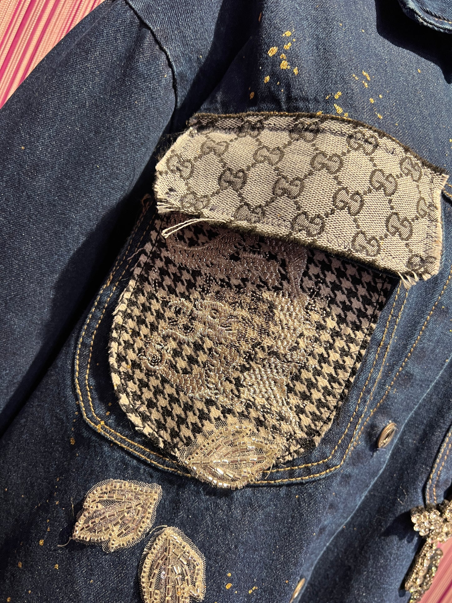 ABpink🩷 giacca camicia con stoffa vintage e tessuto pied dí poule sulle tasche con patch