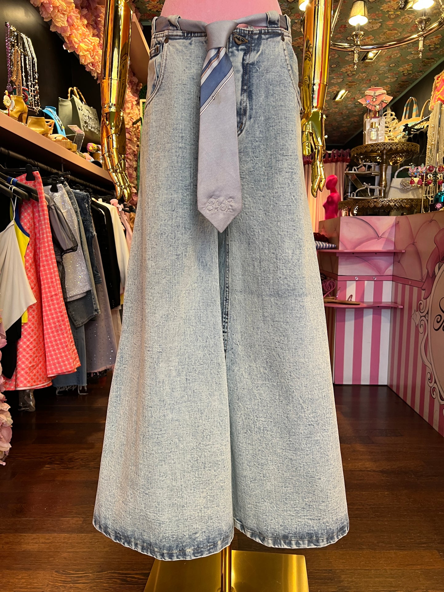 Front street pantalone jeans largo super aged con cinta cravatta