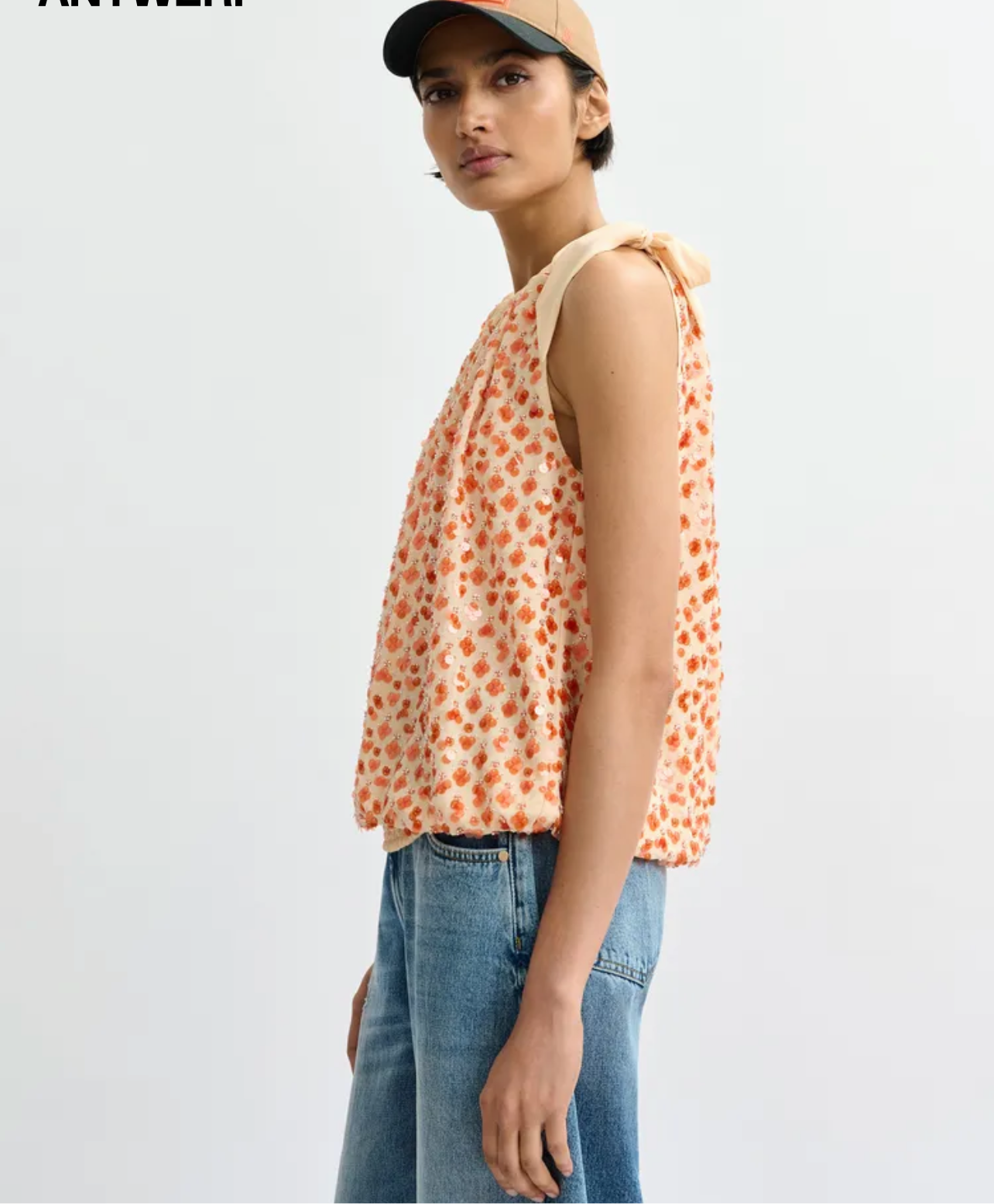 Essentiel antwerp -40% di sconto top asimmetrico arancione impreziosito da paillettes con nastro da annodare al collo
