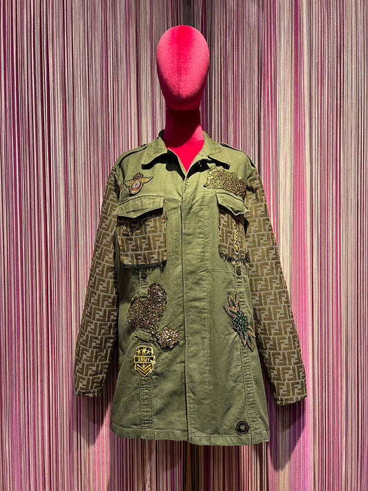 ABpink 🩷la verdina , giacca militare con maniche logate pacht cuore paillettes oro e mostrine