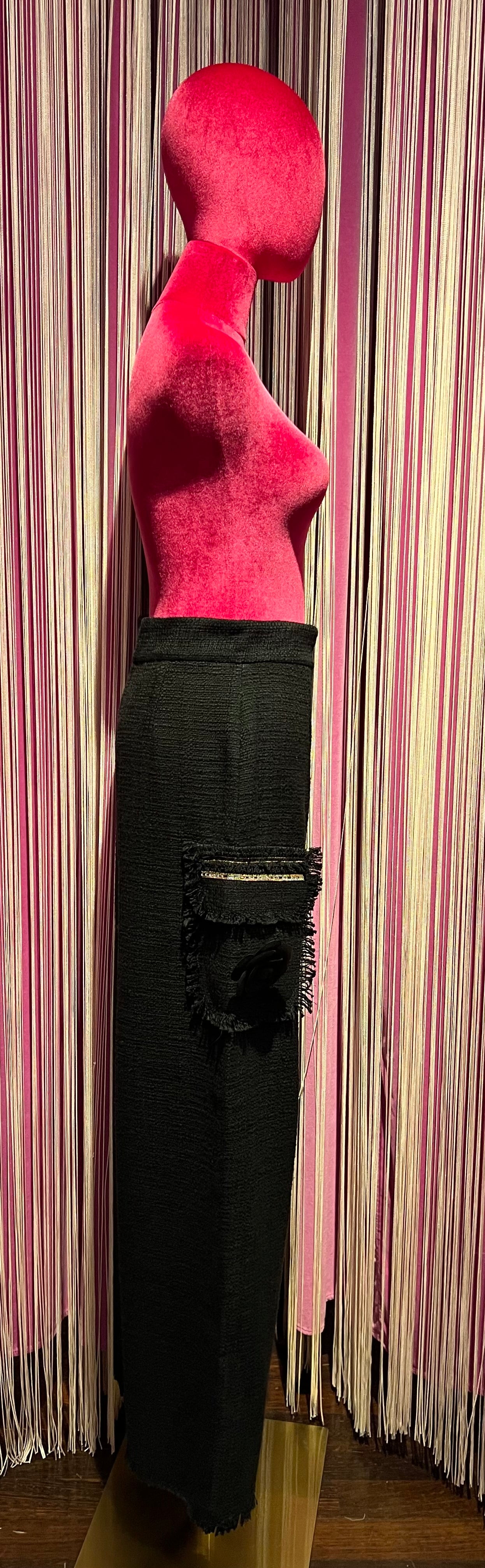 Clo’h meno 50% pantalone a palazzo in juta nero con tasche frange e camelia nera