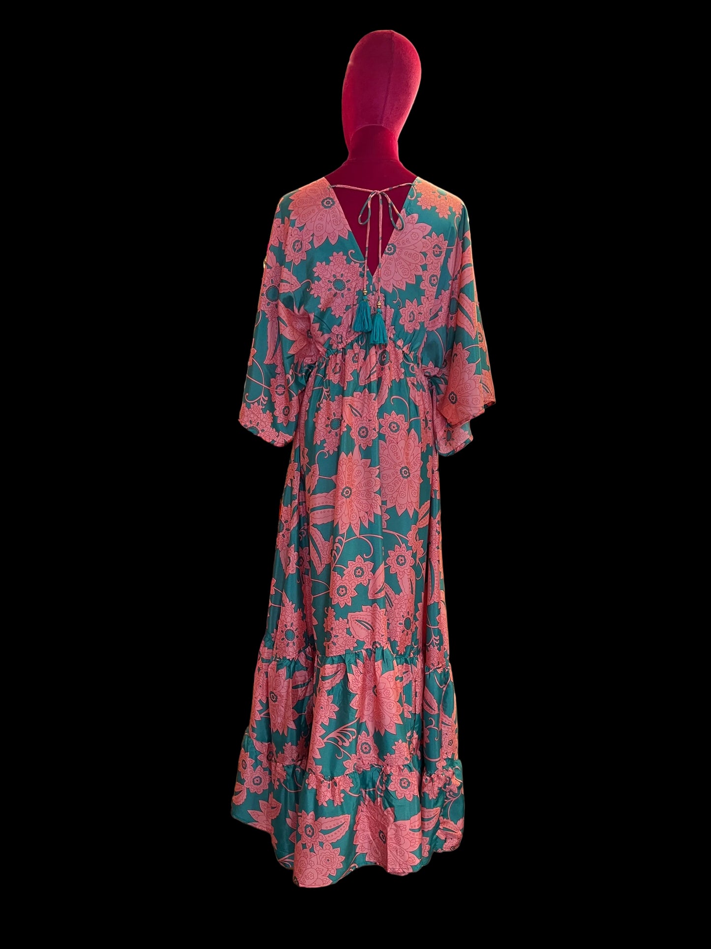 Mon amour Paris abito lungo con balze in seta scollato fantasia floreale verde e rosa