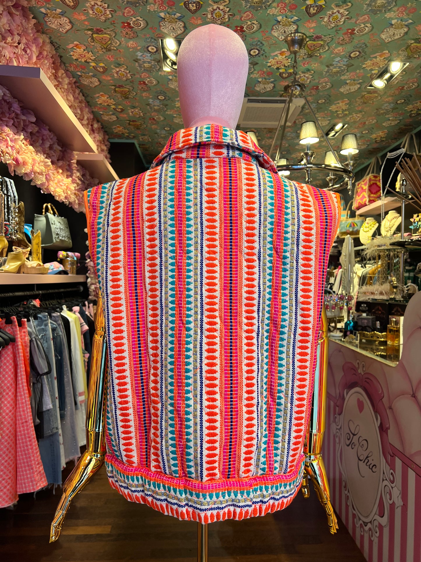 Mon amour Paris gilet leggermente imbottito fantasia geometrica su sfondo panna