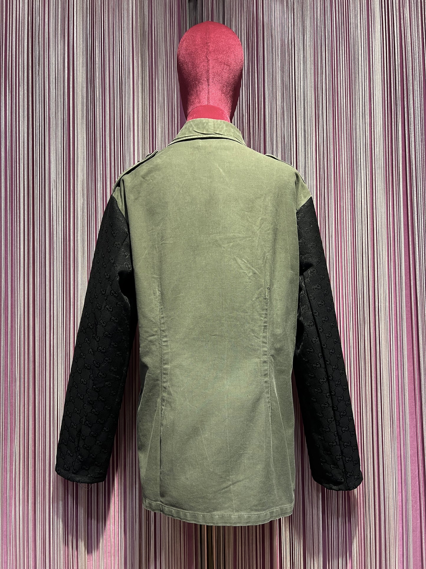 ABpink 🩷 la verdina , giacca militare con patch tigre , cuore sacro paillettes e tessuto nero GG