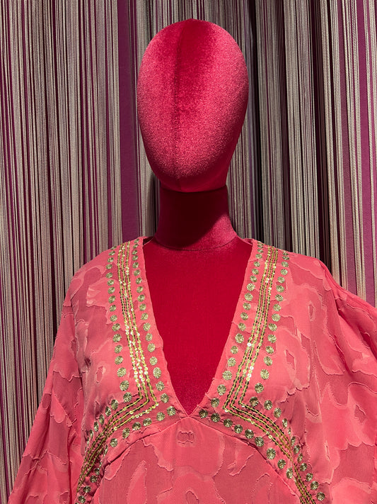 Wild -50% di sconto abito/kaftano lungo rosa con applicazioni micro paillettes Justine