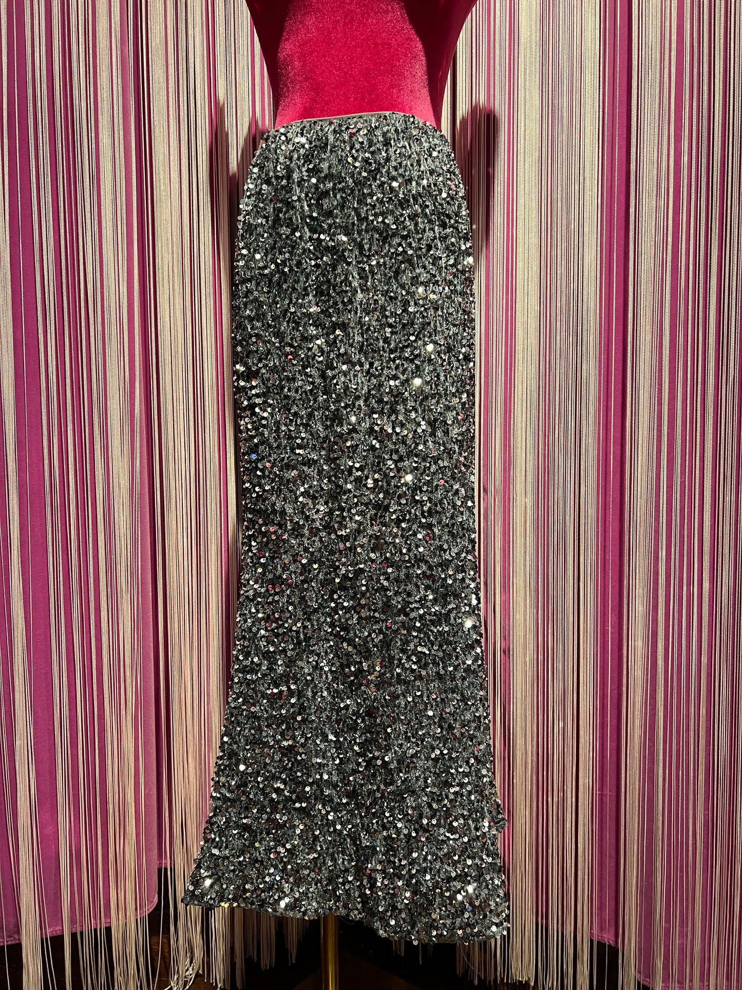Love & roses meno 20%gonna lunga paillettes argento