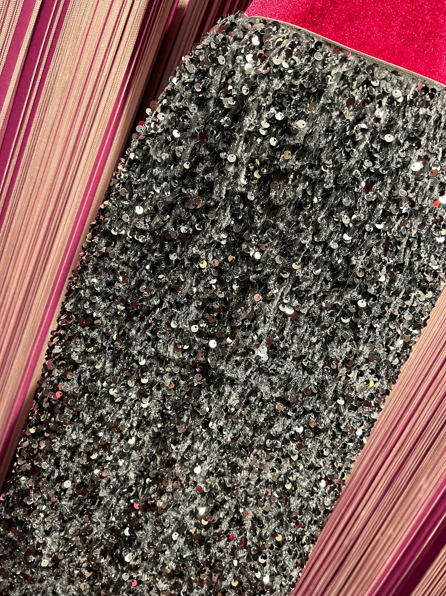 Love & roses meno 20%gonna lunga paillettes argento