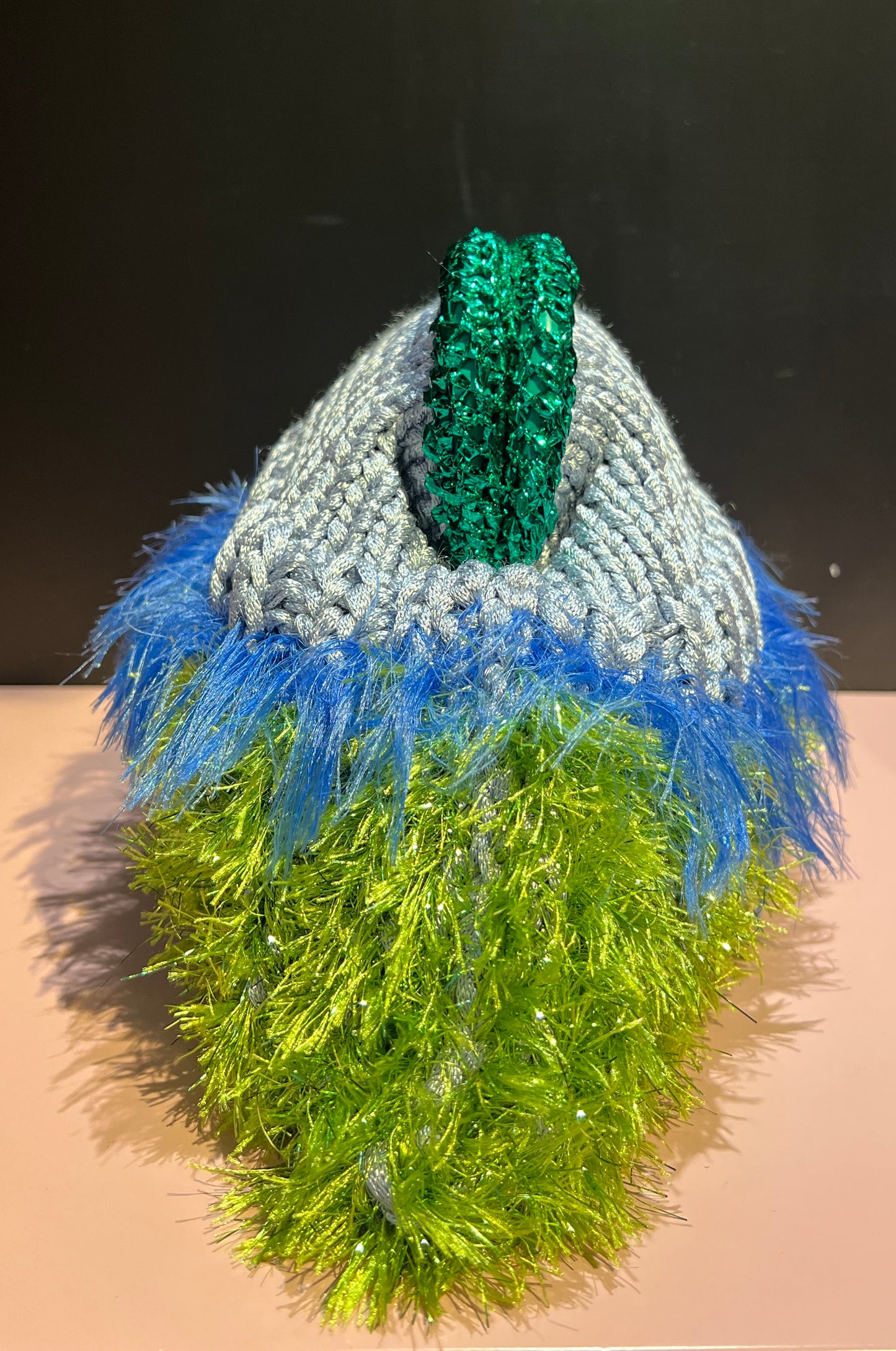 Nadia Dafri Paris tuy clutch celeste /verde