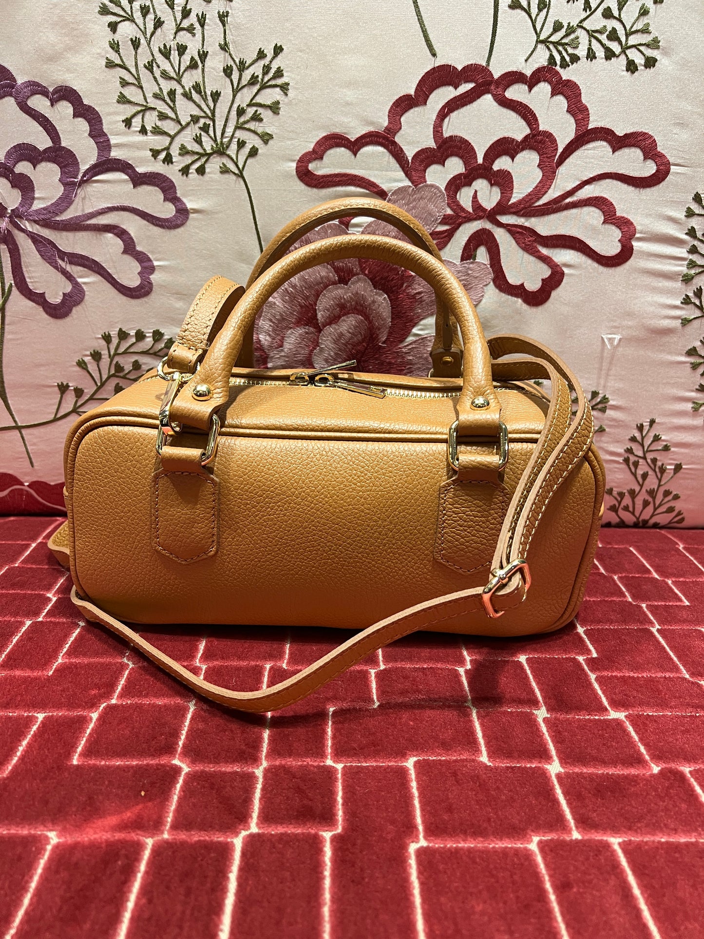 Borsa pelle cuoio due manici con tracollina