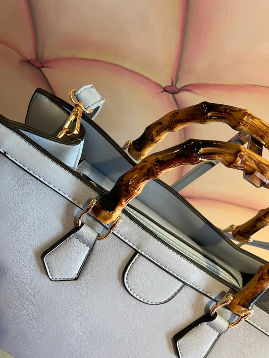 Borsa ecopelle celeste manici bambù con tracolla