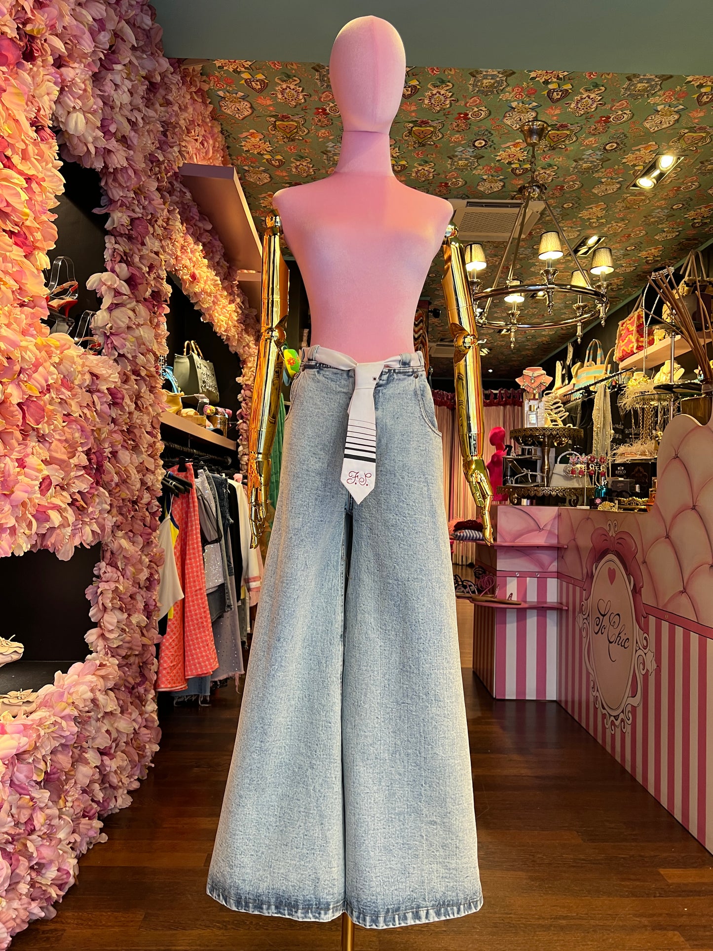 Front street jeans largo super aged con cinta cravatta